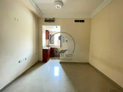 VERY SPACIOUS STODIO APARTMENT READY TO MOVE APARTMENT GOOD MANTINCE GOOD LOCTION MUWALIEH SHARJAH