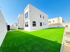BRAND NEW VILLA 5BHK 8 WASHROOM WITH POOL 2HALL MAID ROOM DERVER ROOM