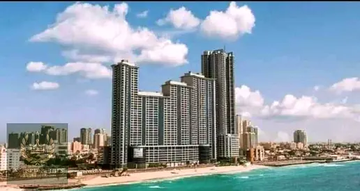 شقة واسعة بإطلالة على المدينة مكونة من غرفتي نوم وصالة | 1930 قدم مربع | تشمل وسائل راحة فاخرة