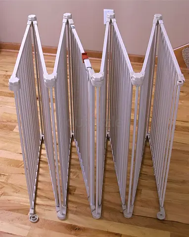 2 in 1 Super Wide Safety Gate Play Yard