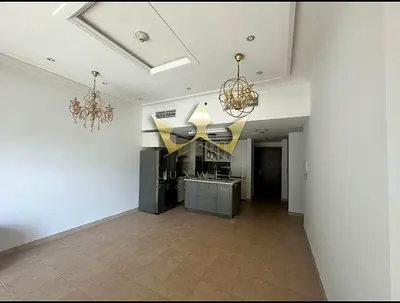 شقة كورنر بغرفتي نوم | إطلالات على الجولف والمارينا | دخول المسبح والنادي الرياضي