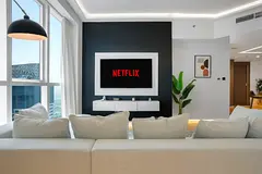 Single Room in a Luxury apartment with breathtaking views of palm Jumeriah.