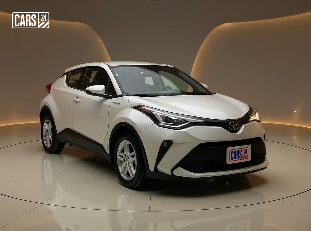 Toyota C-HR 2022 — photo 1 of 13