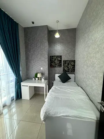 Dubai marina, private bedroom with balcony walking distance tram and metro