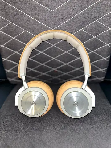 Bang  Olufsen Beoplay H9i – Premium ANC Headphones