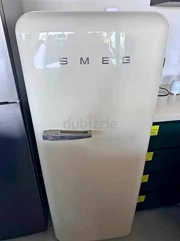 Smeg New Model Retro Style Fridge Still New Condition