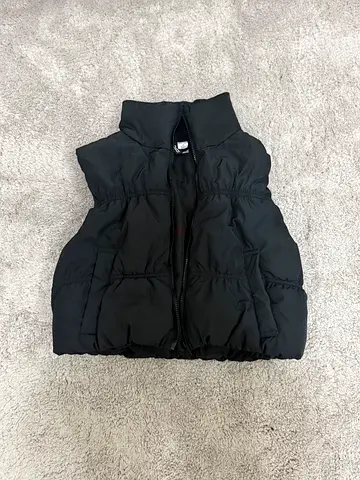 hm puffy crop vest s-m