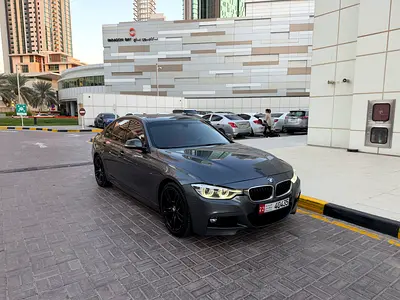 BMW-330i-M Kit- GCC-Full Service History-Under Warranty-Zero Accidents-Fully Loaded