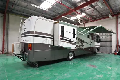 Your Vacation ESCAPE - Low mileage -  Only 289,500 Aed