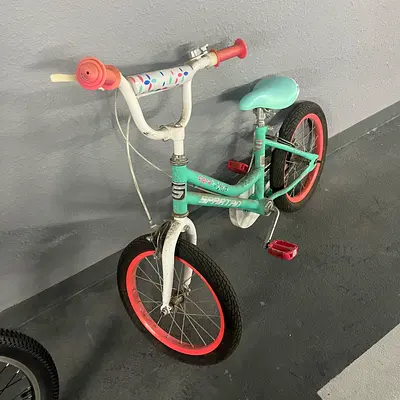 Girls bike