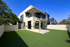 Family Villa | Green Belt | Parkside