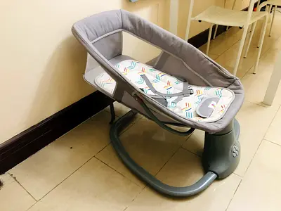 Automatic Electric Baby Swing Cradle @ 150AED with Free car seat