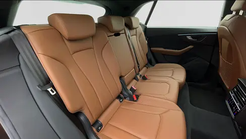 صورة 10 لـ 2023 AUDI Q8