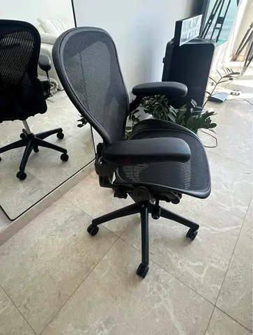 Herman Miller Aeron Classic Chair fully loaded