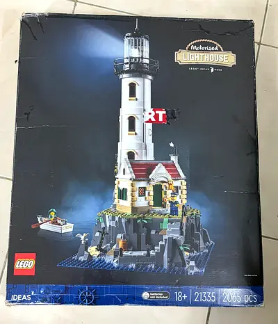 LEGO Ideas Motorized Lighthouse 21335