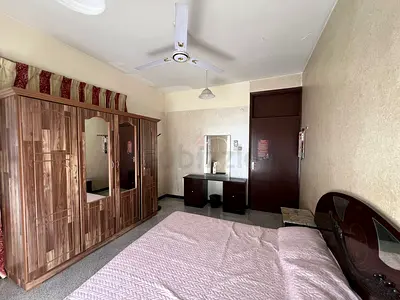 Private Room in 3BHK for Rent