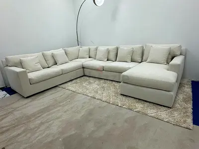 Excellent condition cratebarrel Ushape sofa