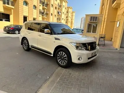 Nissan Patrol LE Platinum City 2019 - GCC Specs - Perfect Condition