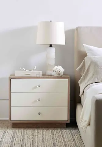 Modern Nightstand with 3 drawers