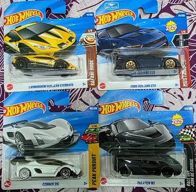 Hotwheels set of 10