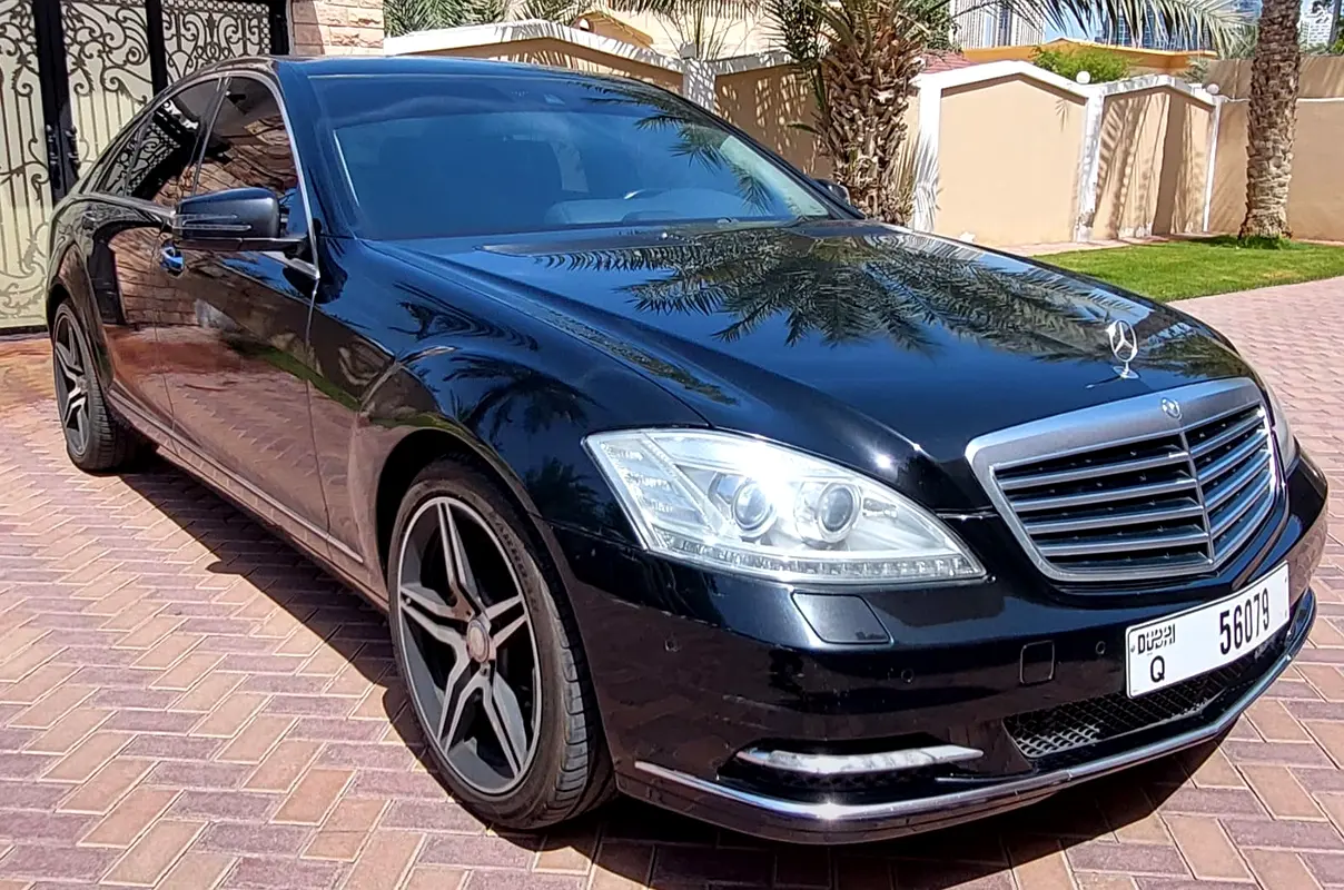 Mercedes-Benz S-Class 2010 — photo 1 of 14