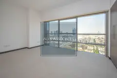 Contemporary 2 bed- Large Size- Skyline Views