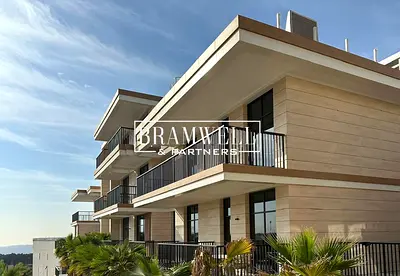 واسعة | نمط حياة فاخر | جاهزة للسكن