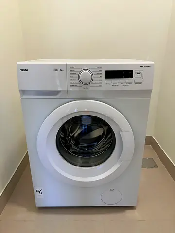 TEKA Model No. WMK 40740 WH Washing Machine in Excellent Condition