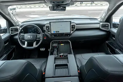 2024 Toyota TUNDRA 照片 8