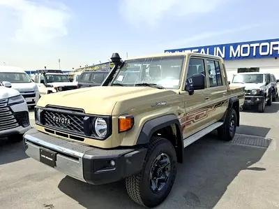 Toyota LC Pickup 2.8L 2025 Beige AT DC Diesel Export Only