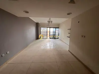 شقة بغرفة نوم واحدة | الزين ريزيدنس JVC | شرفة مع إطلالة على وسط المدينة