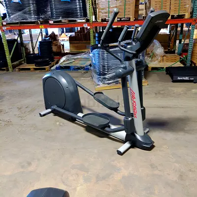 Life Fitness Activate Series Elliptical