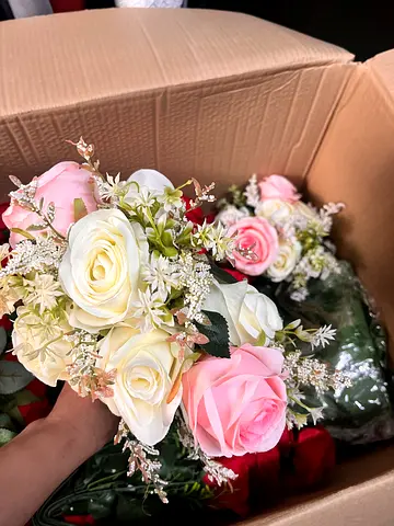 Artificial flowers for sale (mixed colors)