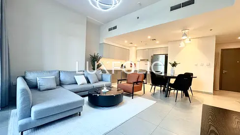 Fully Furnished | Corner Unit | Multiple Cheques