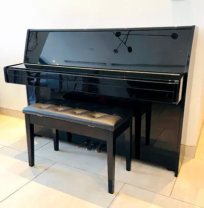 Kawai CL-1 Upright Piano – Premium Japanese Craftsmanship | Excellent Condition