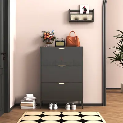 Modern and Stylish 3-Drawer Cabinet
