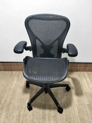 Selling For Herman Miller Aeron Chair Size B And C Fully Loaded