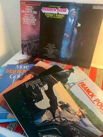 8 music mix style  vintage vinyl