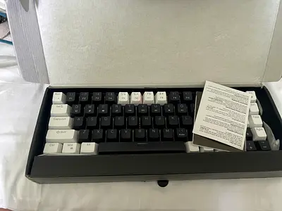 Clicky Mechanical Gaming Keyboard - Broken/Selling for Parts/Keys Only