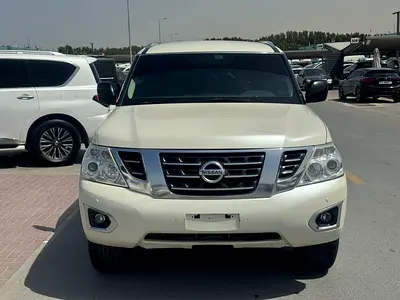 Nissan patrol 2019 white color GCc calen cR
