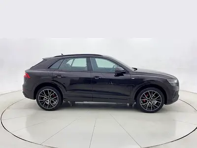 صورة 5 لـ 2023 AUDI Q8