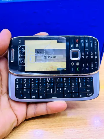 Nokia E75 Slider