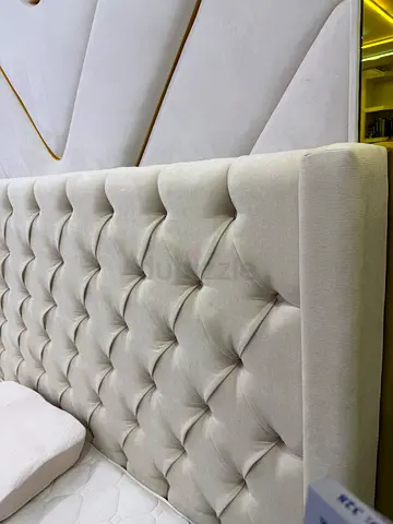 Hot offer 🔥 Modern king bed with mattress