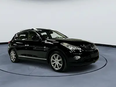 Infiniti QX50 Luxury 2014 - GCC Specs - Perfect Condition and single owner