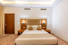 Spacious Private Room AED 149 | WiFi | Pool Access