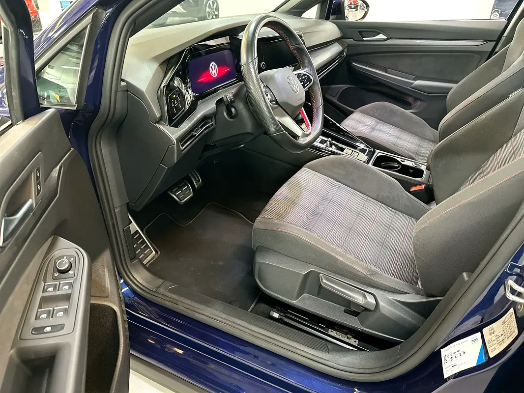 Volkswagen Golf GTI 2024