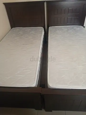 2 beds for sale with mattress