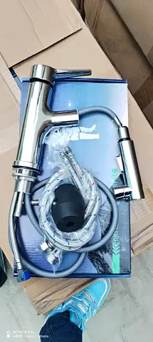 Stylish Chrome Kitchen Faucet with Pull-Down Sprayer