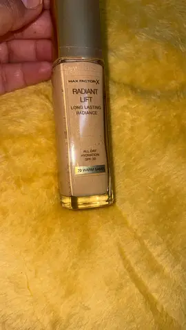 Max Factor Radiant Lift Foundation
