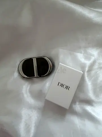 Dior chic phone stand and double mirror